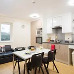 Bright Ensuite Rooms, Plymouth - Sk