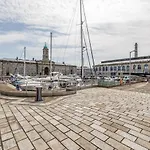 Luxury 2 Bed Apartment In Historic Royal William Yard