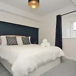 Stylish Apartment, Barbican