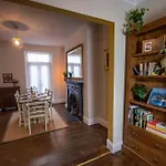 4-Bed Botanical Retreat