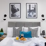 Boujis Central Plymouth Apartment - Sleeps 4 - Habita Property