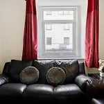 The Smeaton Apartment, Central City Centre