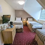The George Guest House
