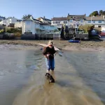 Anchor Cottage Noss Mayo