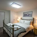 The Sandringham Suite