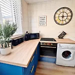 Stylish City Living 2 Bedroom Apartment