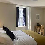 The George Inn Plympton