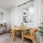 Luxury Ground Floor 2 Bed Apartment