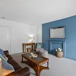 2 Bed - Apartment No. 1 Windsor Villas