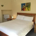 Barbican Reach Guest House