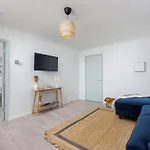 Luxury Penthouse 2 Bed Apartment