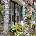 2 Bed - Leeward House By Pureserviced