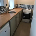 Studio Flat With Parking Near City Centre