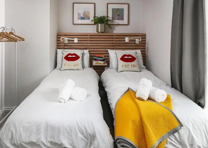 Bijoux Plymouth Cottage - Sleeps 6 - Habita Property
