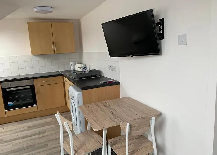 Central Plymouth Apartment