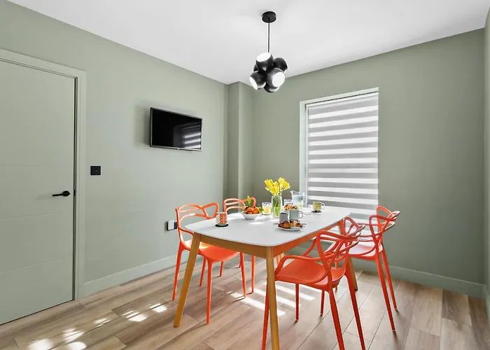Ocean City Retreats - Coach House