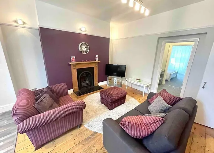Lovely Central Georgian Flat
