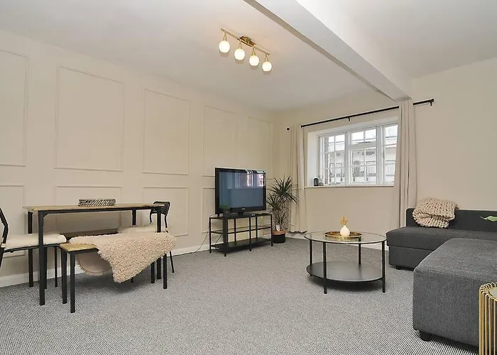 Stylish Apartment, Barbican