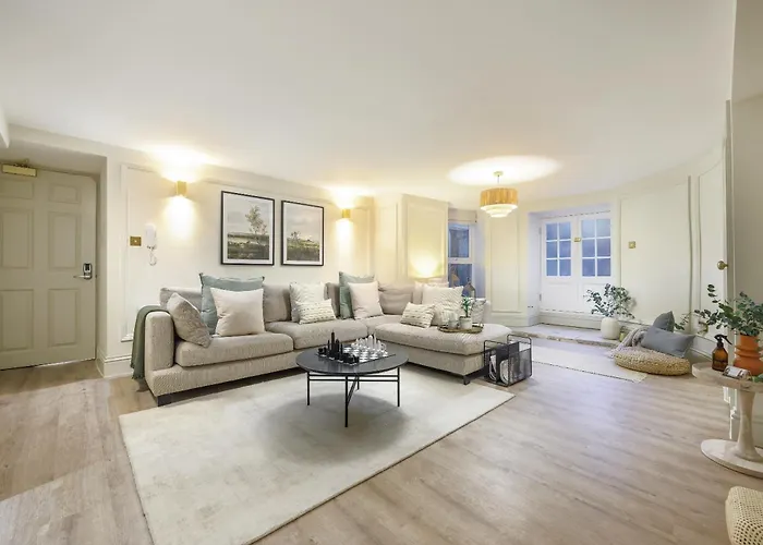 Ocean City Stylish Flat & Cinema