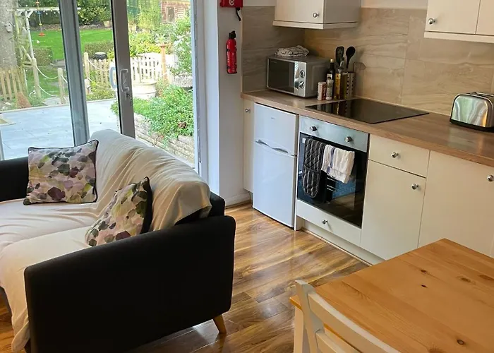 Plympton Annex - Apartment