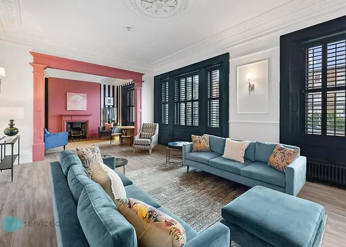 Huge Spacious 8 Bed Luxury Villa