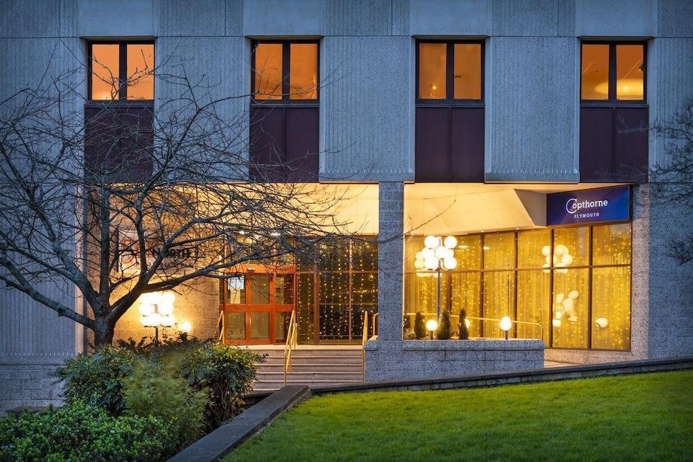 Copthorne Hotel 4*