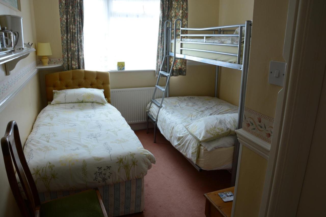 1 Raleigh Stile Bed & Breakfast *