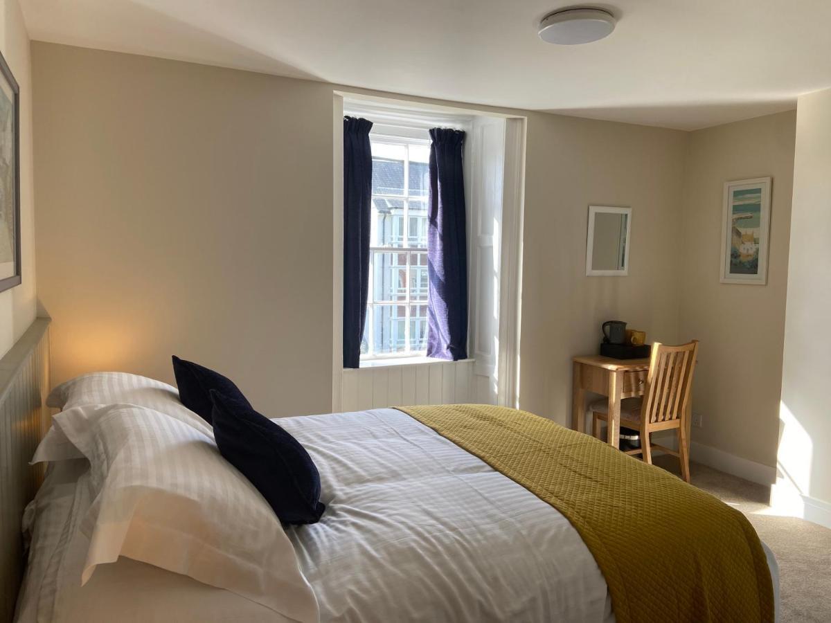 The George Hotel