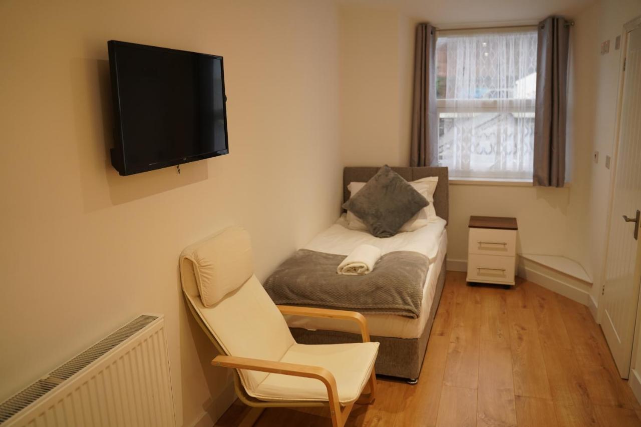 Serviced Apartment