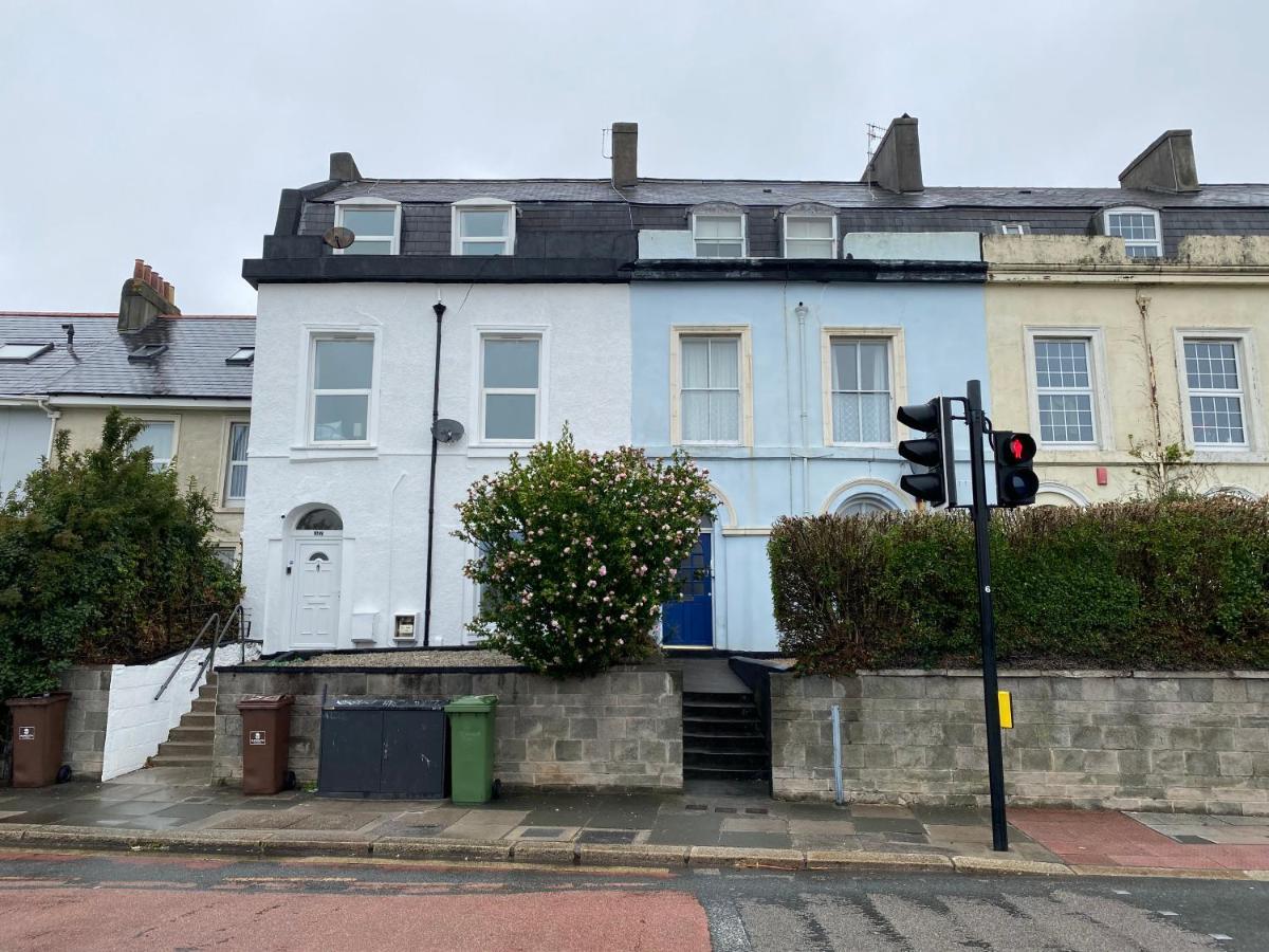 Serviced 1 Apartment Plymouth