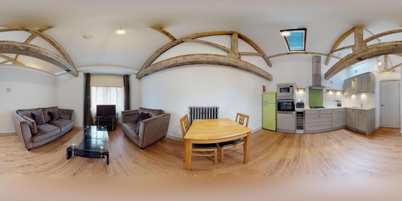 Custom House 2 Bed Apartments, The Barbican, * Plymouth