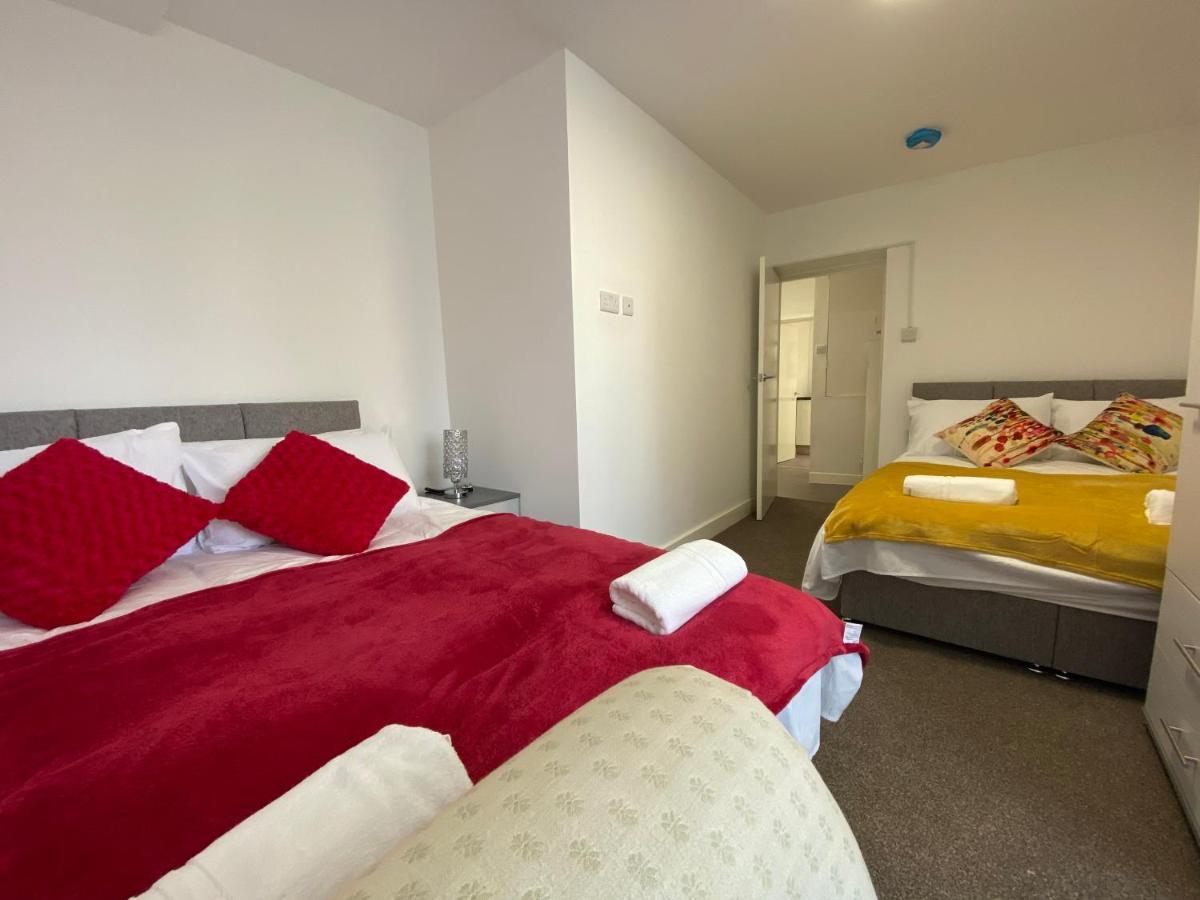 Octagon 2 * Plymouth