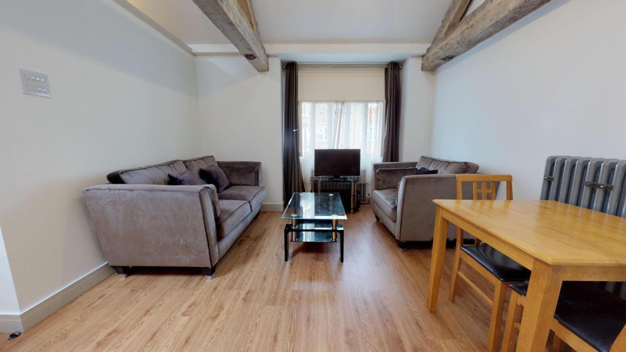 Custom House 2 Bed Apartments, The Barbican, * Plymouth