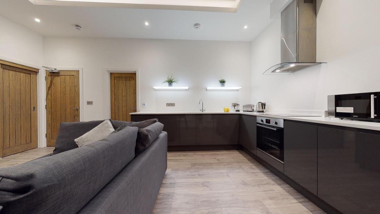 28 Harbour Lettings Luxury For Over 25s Apartment *