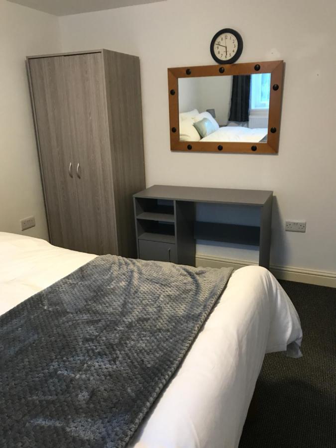 2 Bedroom