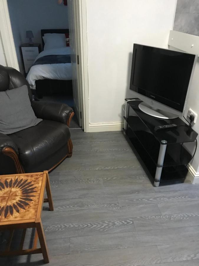 2 Bedroom Plymouth