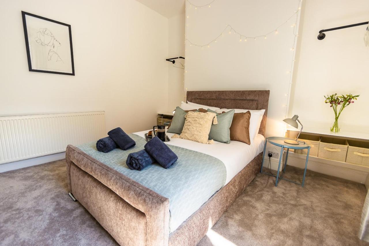 Central Georgian - Sleeps 5 - Private Parking - By Habita Property * Plymouth