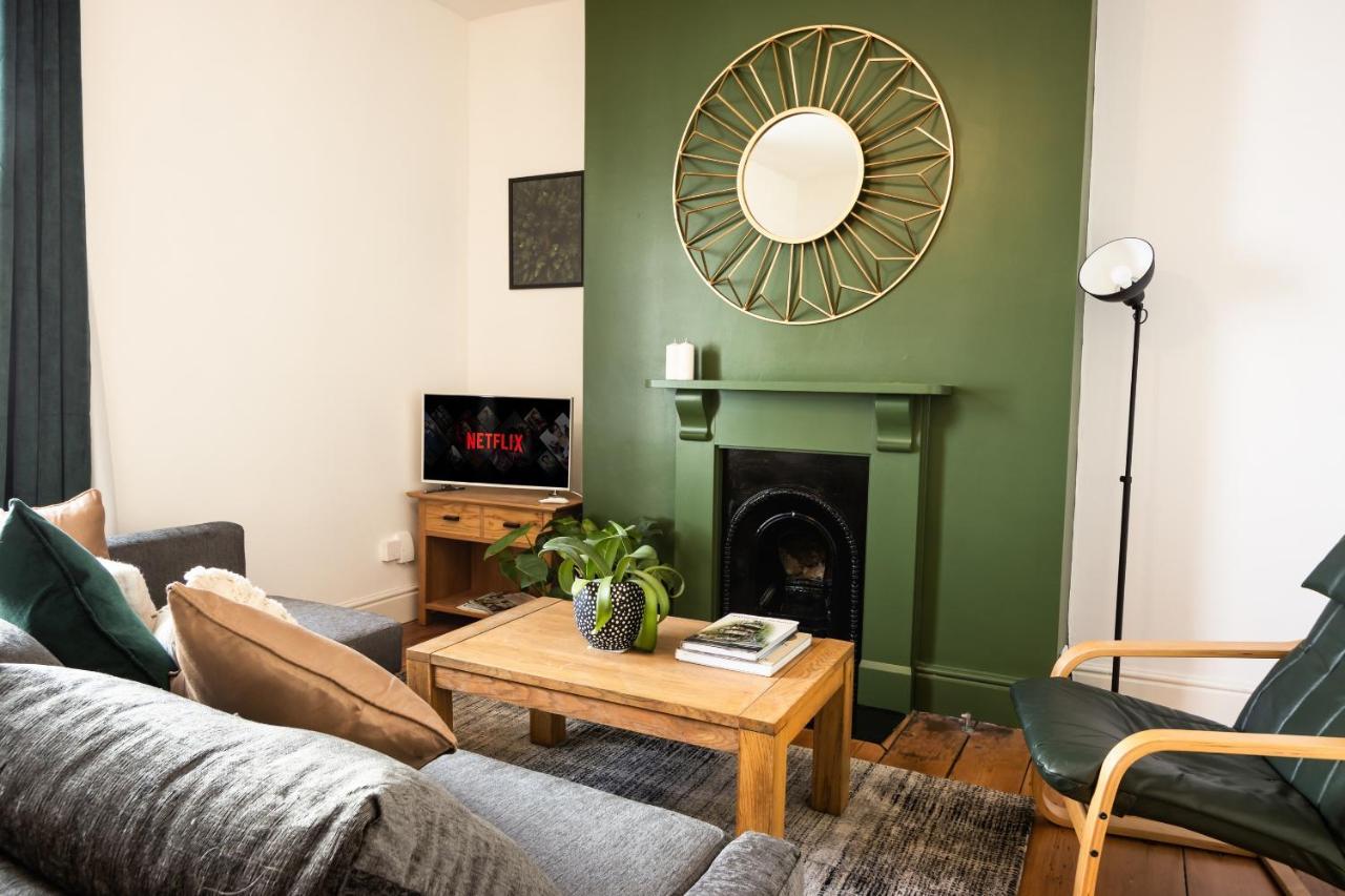 Central Georgian - Sleeps 5 - Private Parking - By Habita Property * Plymouth