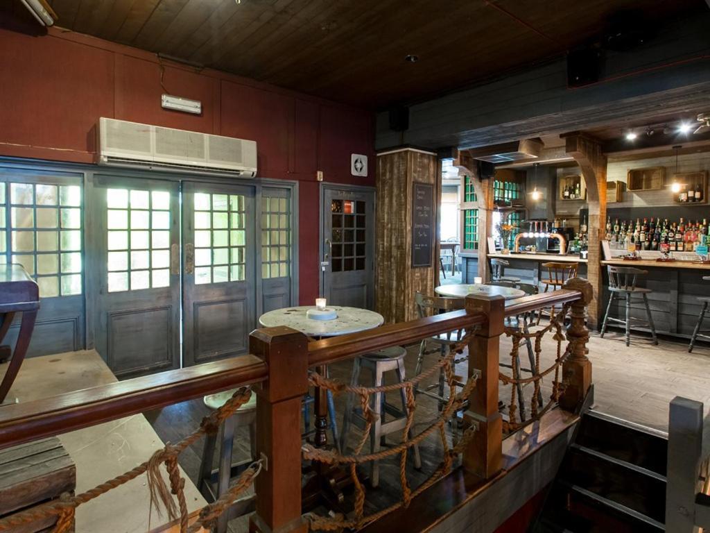 Pub On The Pensão