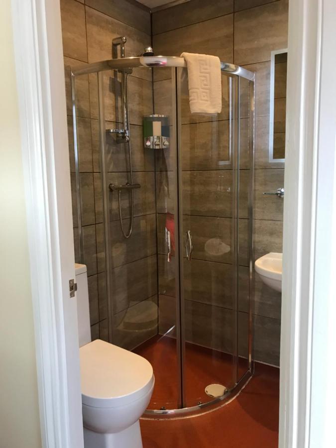 Cassandra 3* Plymouth