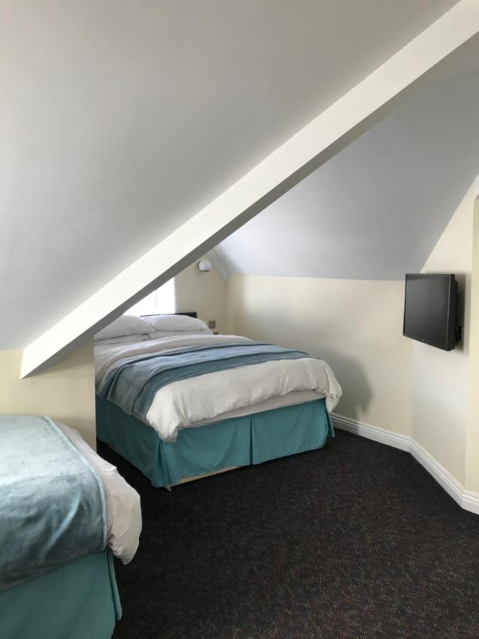 Cassandra Bed & Breakfast 3*