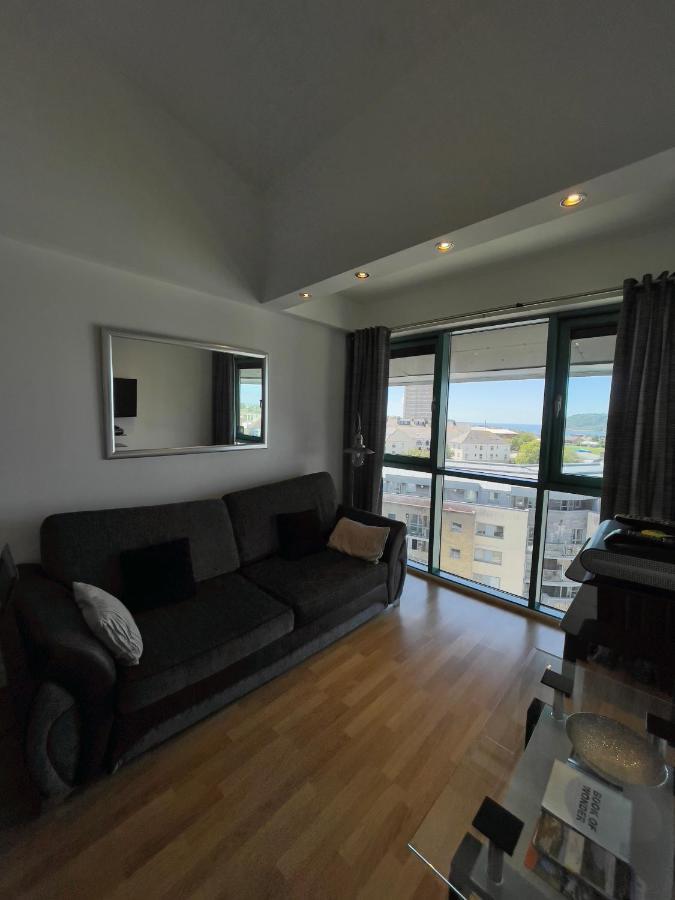 Apartment Ocean Crescent City Centre Penthouse Level Plymouth