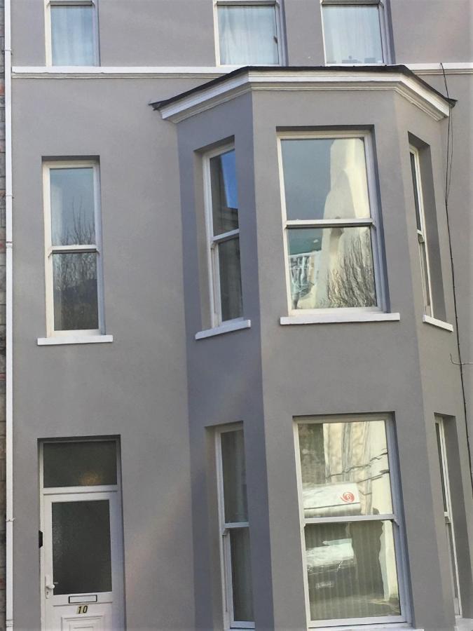 Apartment Parkview Plymouth