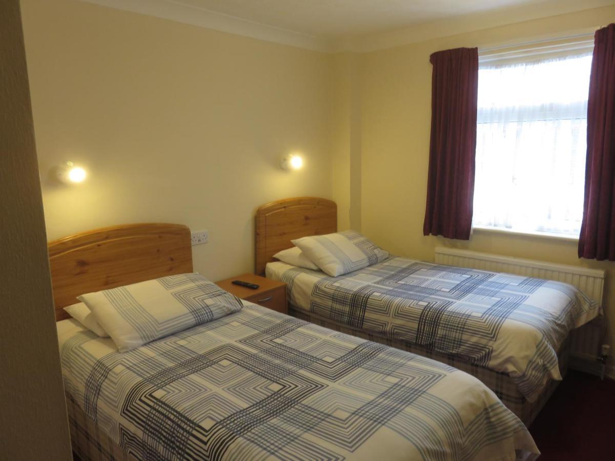 Lamplighter Guest house