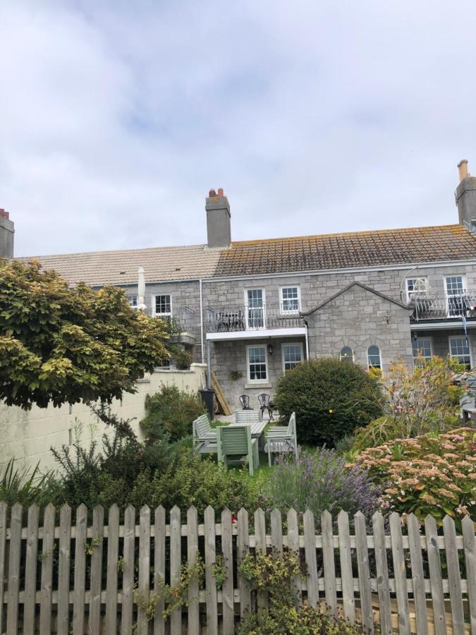 Beautiful Sea Front In The Ocean Holiday home