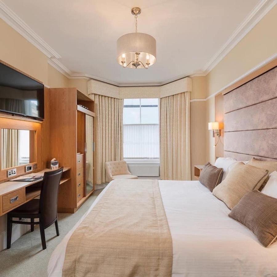 Hotel Invicta 4*