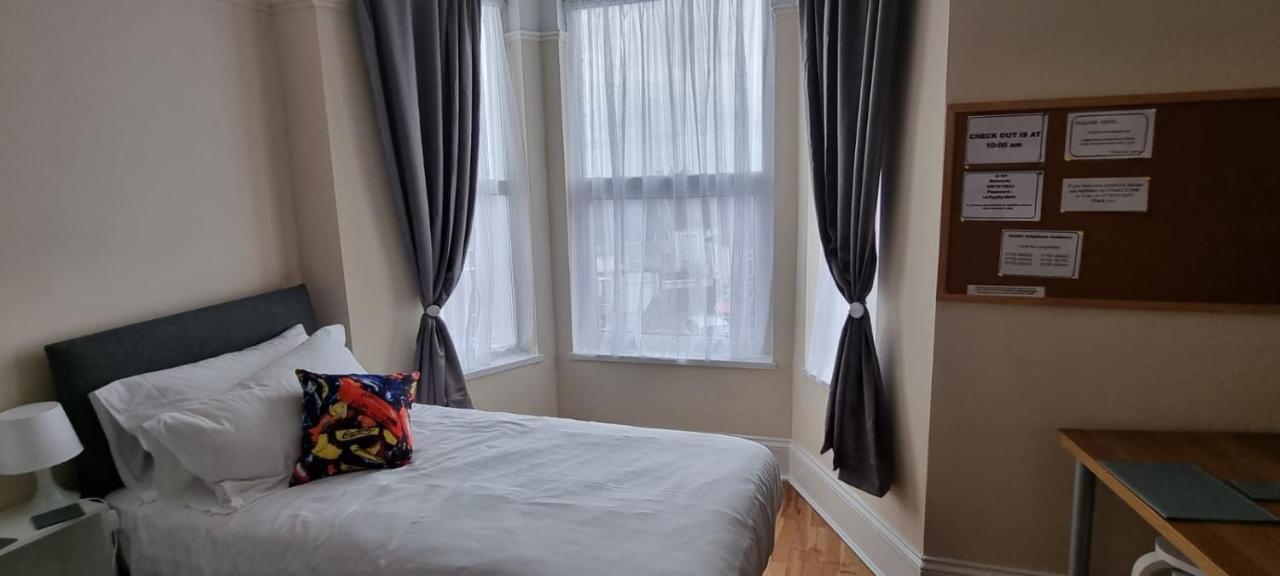 Choco's Homestay Plymouth