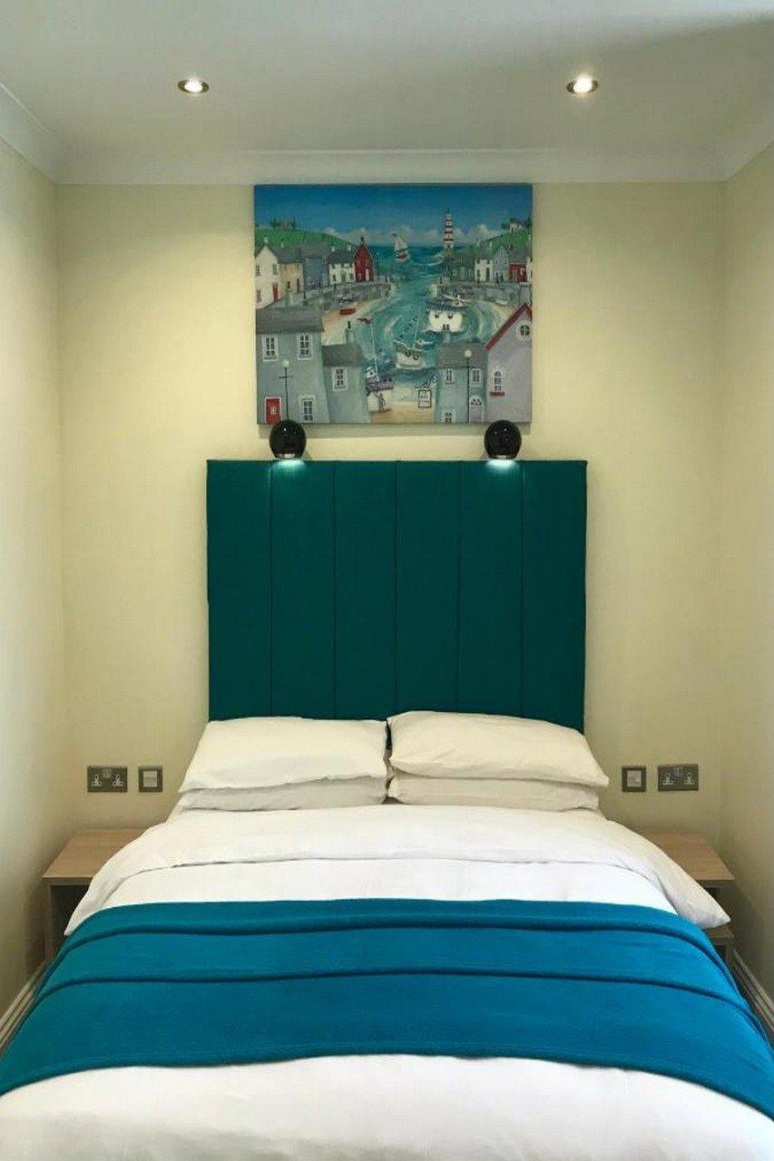 Cassandra Bed & Breakfast 3*