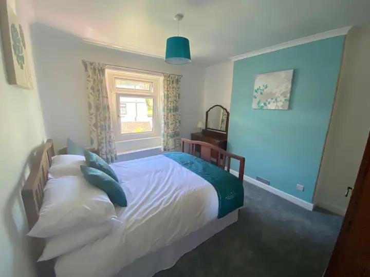 The Retreat @ The Old Smithy, Colebrook Village Holiday home