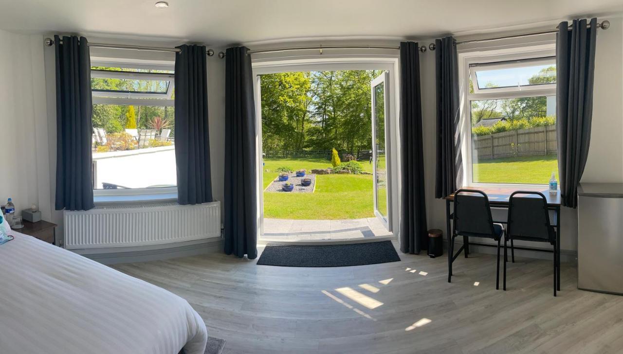 Stunning Contemporary 1 Bedroom En-suite Annexe Apartment
